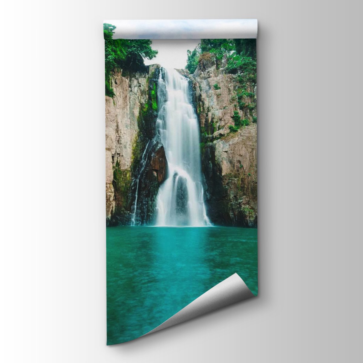 Papier peint Cascade dans une zone rocheuse – Image 3